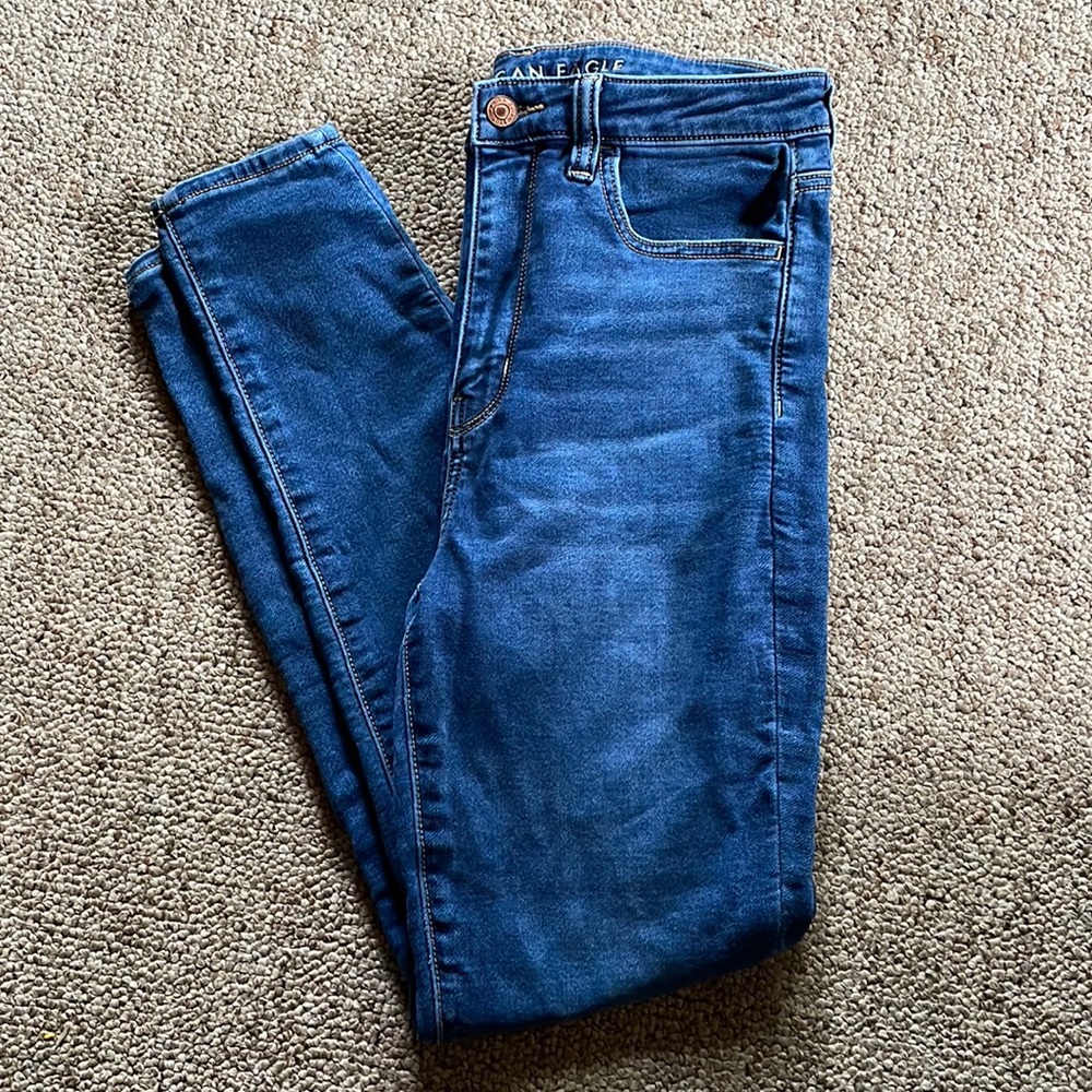 American Eagle Super High Rise Jegging Size 6